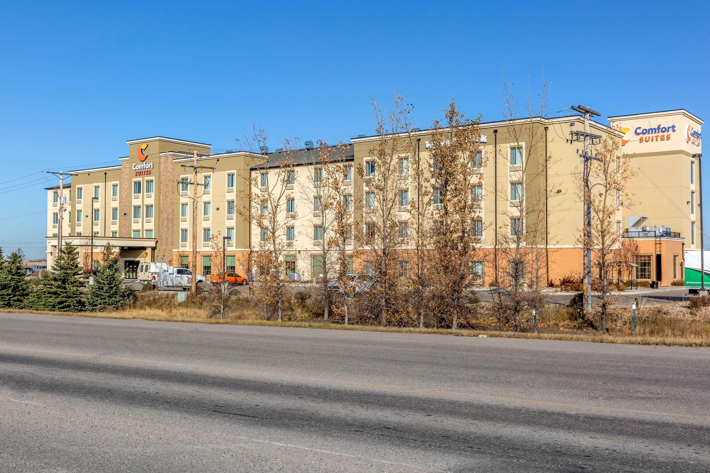 Comfort Suites Regina Exterior photo